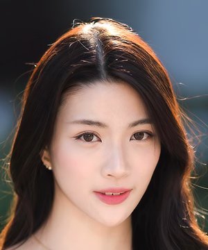 Ginny Natnicha Pratipnatsiri Biography Age, Net Worth, Career and Latest News