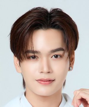 JUNIORMARK Panachai Sriariyarungruang Biography: Age, Net Worth, Career